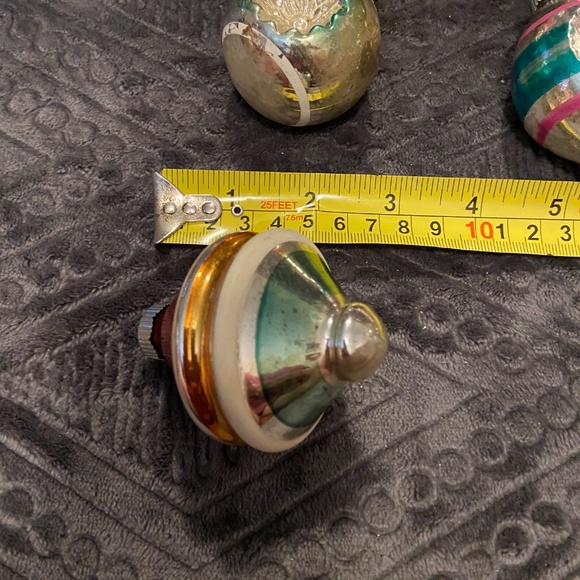 Vintage Shiny Brite Christmas Ornaments - Picture 5 of 6